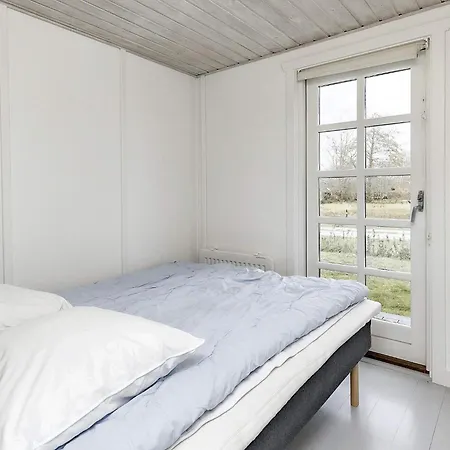8 Person Holiday In R Dby Nyaraló Rødby